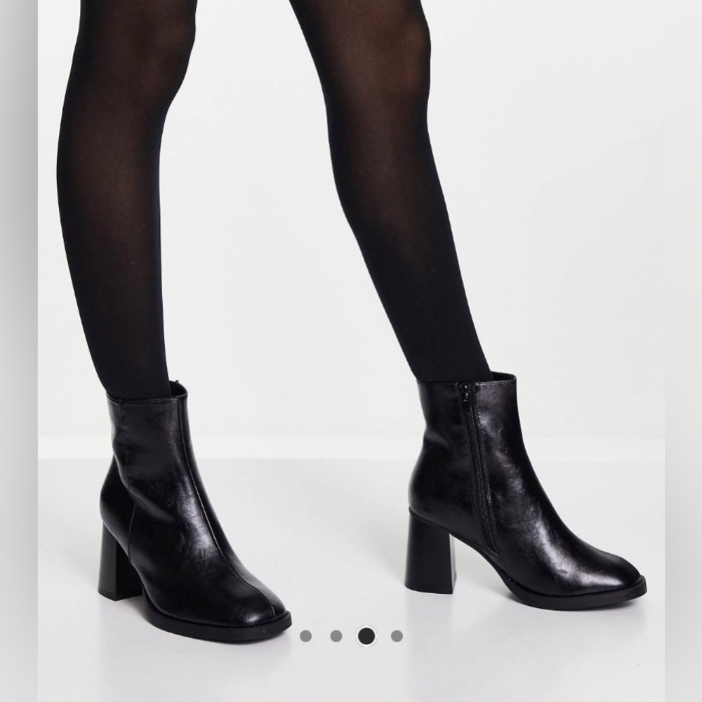 NWOT ASOS design round toe heeled boots